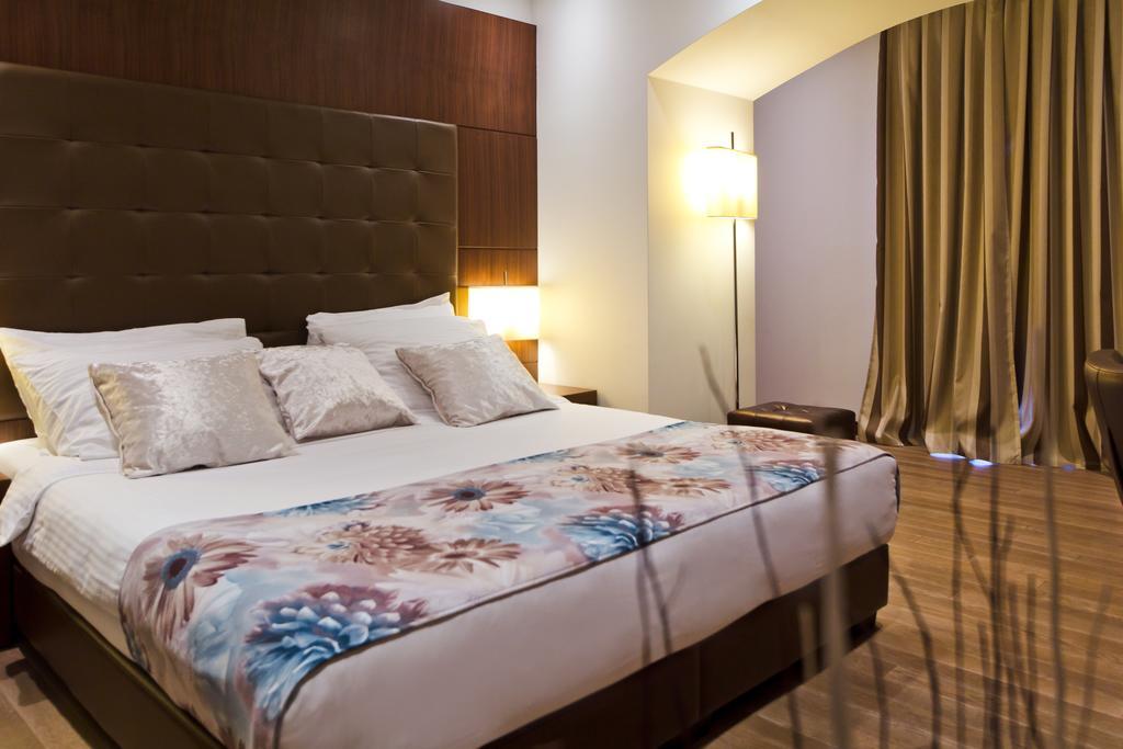 Boutique Hotel Mauro Porec Bagian luar foto